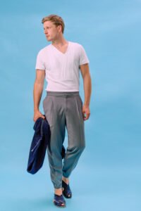 Poly-Cotton or Pure Cotton? A Guide to Choosing the Right White T-Shirt